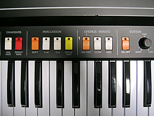 ジャンク】 Roland SA-09 Saturn オルガンのような持続音と